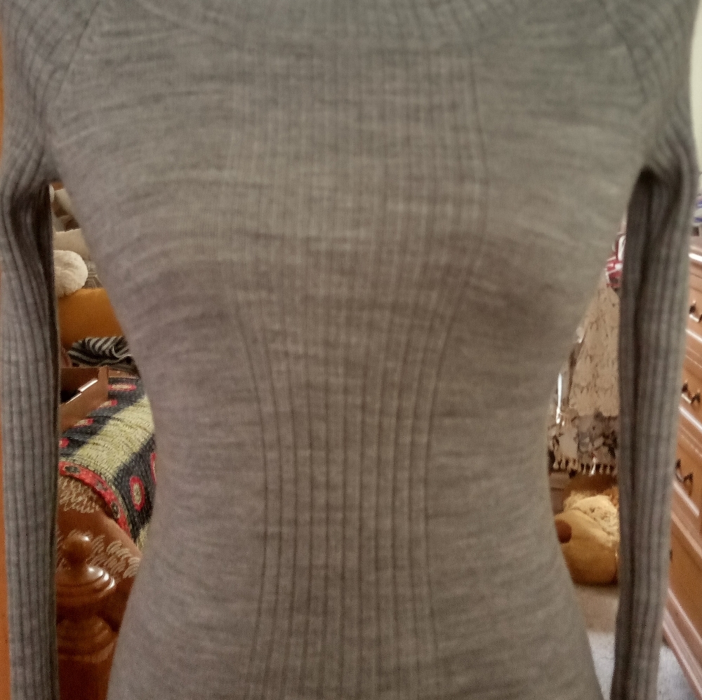 Sweater - Picture 2 of 2
